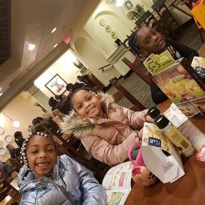 Meet your Posher, Carl